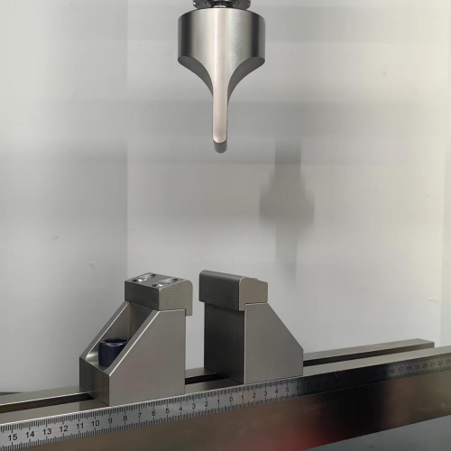 100 KN three-point bending fixture