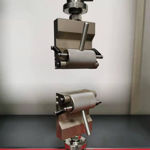 Single eccentric wheel fixture